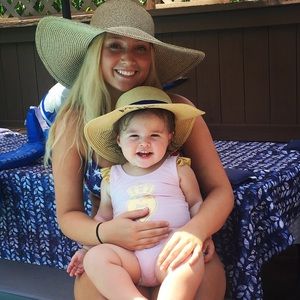 Meet your Posher, Rachel